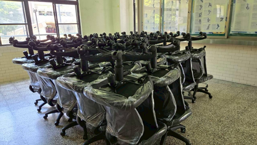 電腦教室辦公椅 _1_.jpg