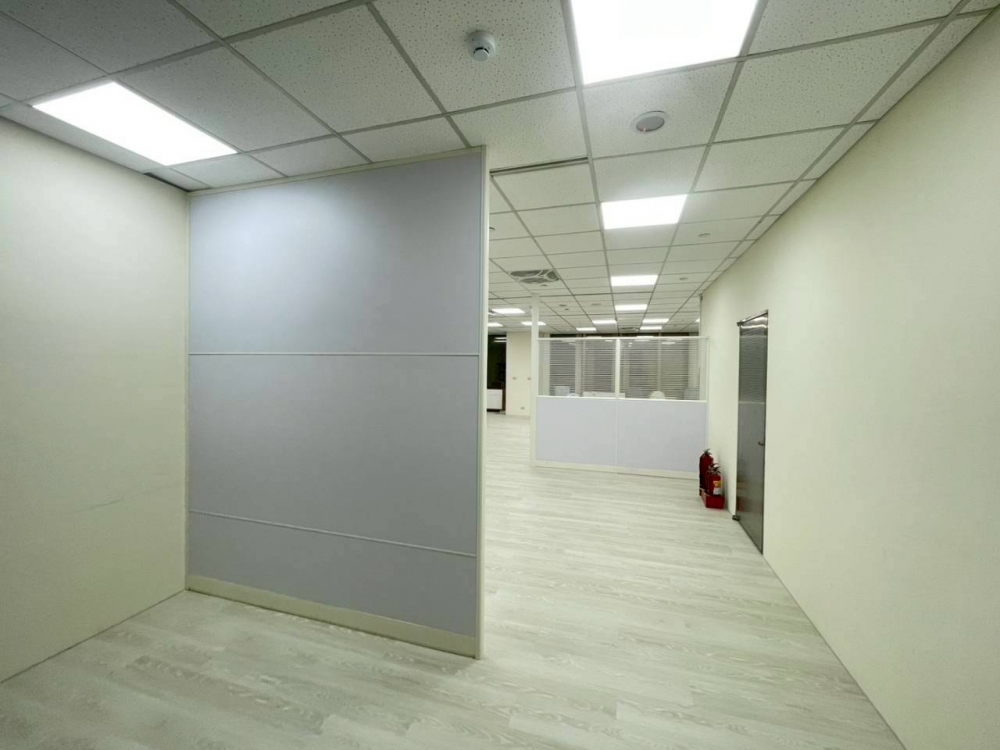 白框架高隔間 _3_.jpg